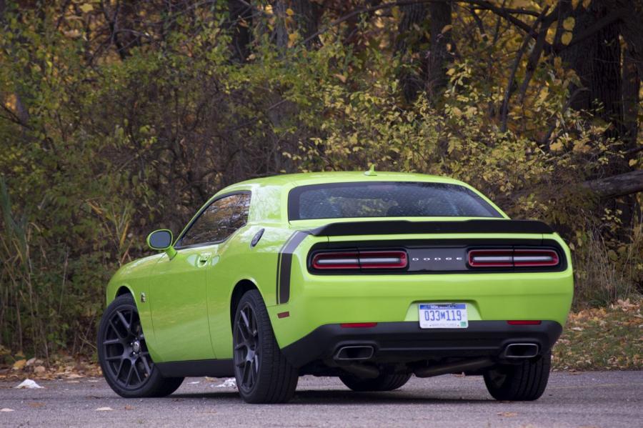  Dodge Challenger R/T Scat Pack 2015 года  (фото 23 из 55)